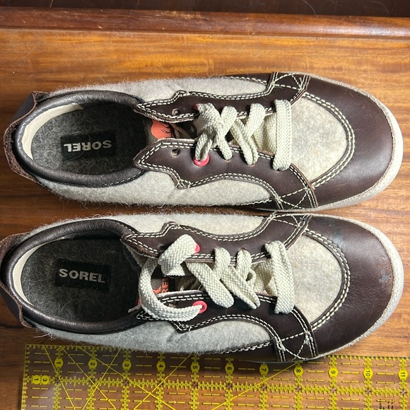 SOREL Mackenzie Brown Tan Wool Leather Outdoor Hiking Shoes Women’s size 8 - Picture 1 of 4